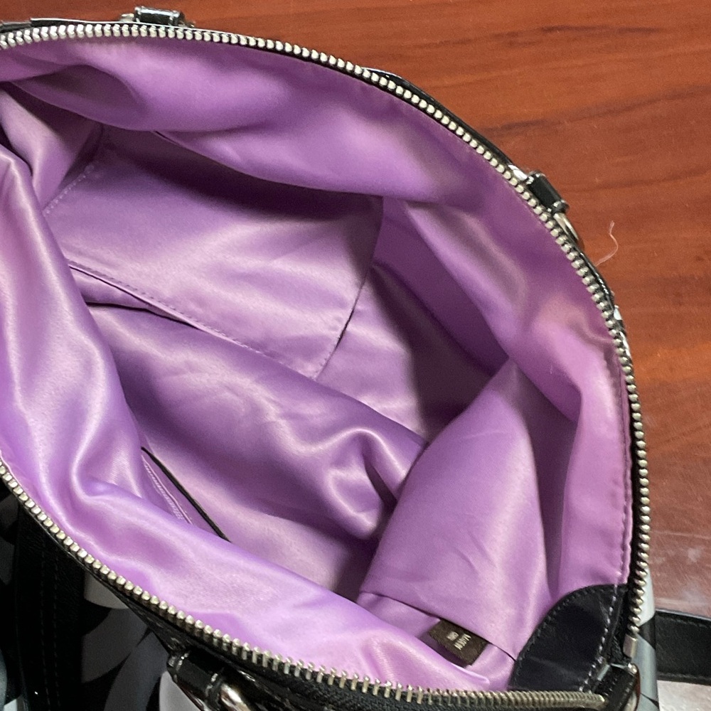 COACH:  women Patterned Shoulder Bag - Picture 5 of 7